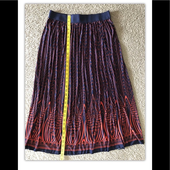 Metro Wear Maxi Flared Skirt Sz L🌹 Elastic Waist Navy Red Abstract pattern - Picture 3 of 10